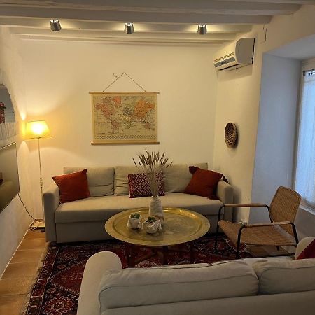 Town House With Roof Terrace - Old Town Apartment Marbella Bagian luar foto