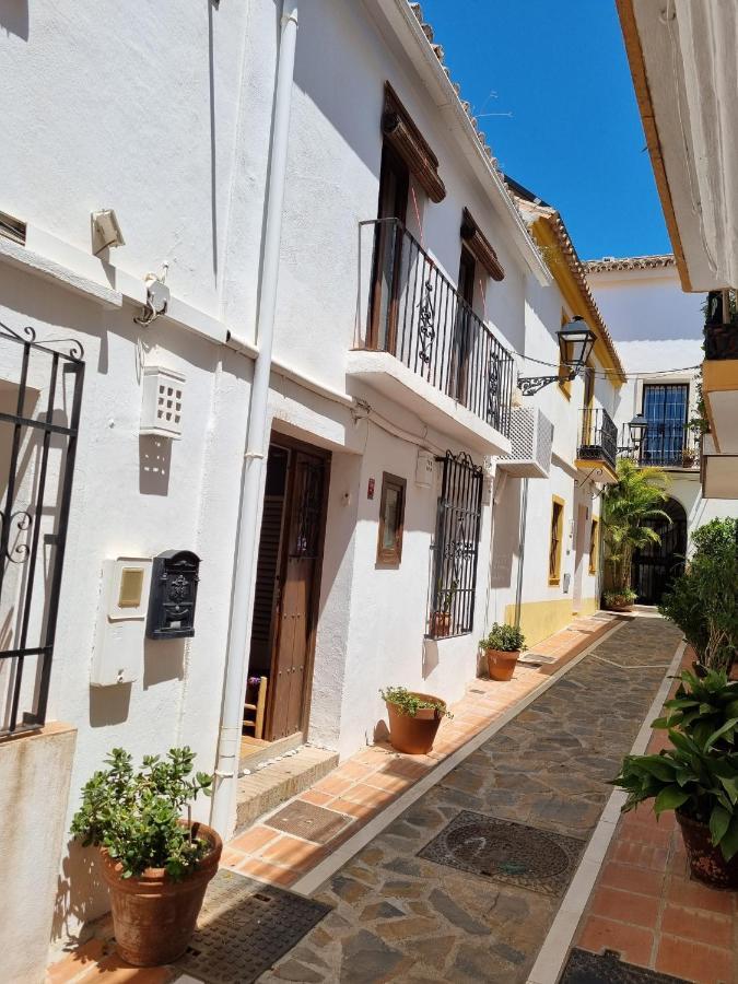 Town House With Roof Terrace - Old Town Apartment Marbella Bagian luar foto